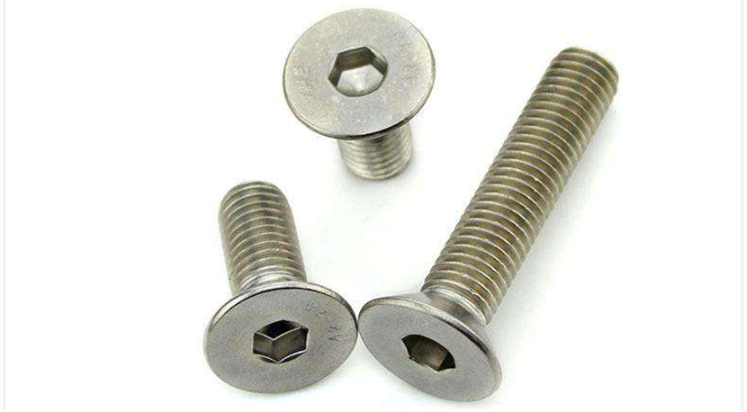 Countersunk six angle screw